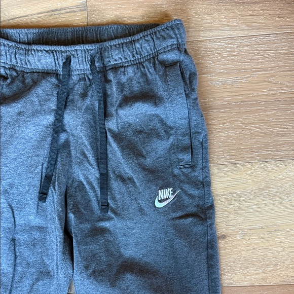 ❄️Nike Charcoal Jogger Pants - Picture 2 of 3